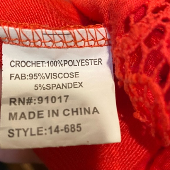 Solitaire coral color crocheted lined top size large - Picture 6 of 6